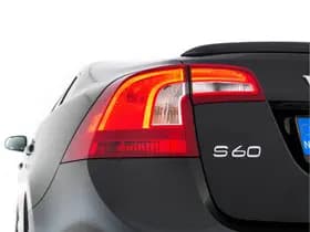 Volvo S60 thumbnail 24