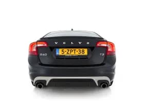 Volvo S60 thumbnail 6