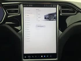Tesla Model s thumbnail 19