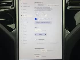 Tesla Model s thumbnail 21