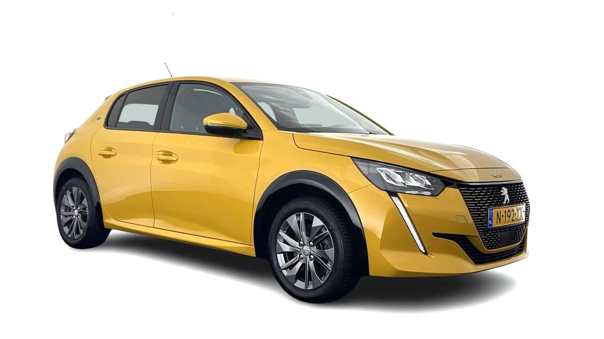 Peugeot E 208 — foto 1