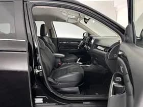 Mitsubishi Outlander thumbnail 13