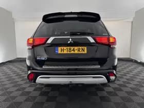 Mitsubishi Outlander thumbnail 6