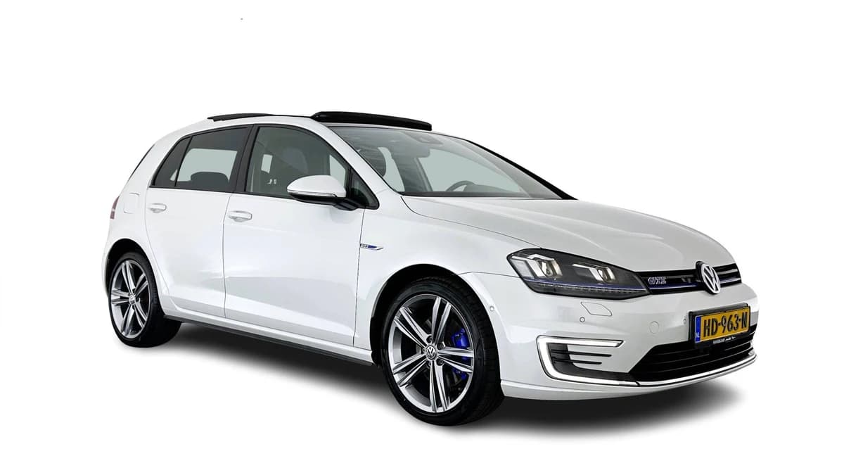 Volkswagen Golf — foto 1