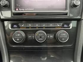 Volkswagen Golf thumbnail 16