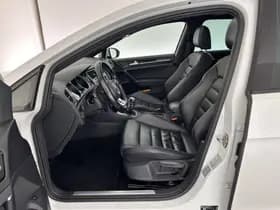 Volkswagen Golf thumbnail 10