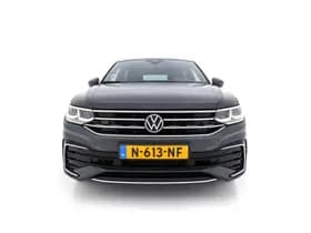 Volkswagen Tiguan thumbnail 3