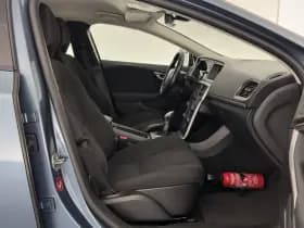 Volvo V40 thumbnail 12