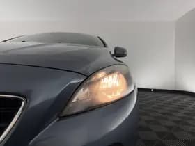 Volvo V40 thumbnail 23