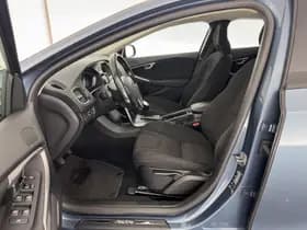 Volvo V40 thumbnail 9