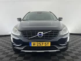 Volvo Xc60 thumbnail 3