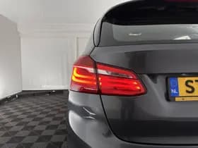 Bmw 2 serie thumbnail 24