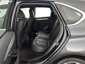 Bmw 2 serie thumbnail 10