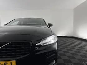 Volvo S60 thumbnail 25