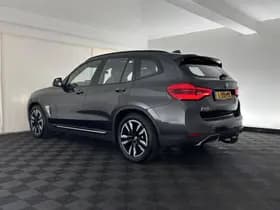 Bmw Ix3 thumbnail 5