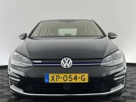 Volkswagen E golf thumbnail 3