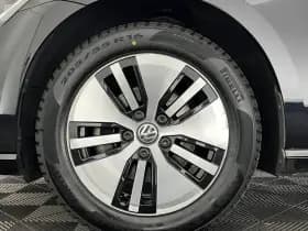 Volkswagen E golf thumbnail 28