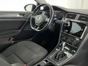 Volkswagen E golf thumbnail 8