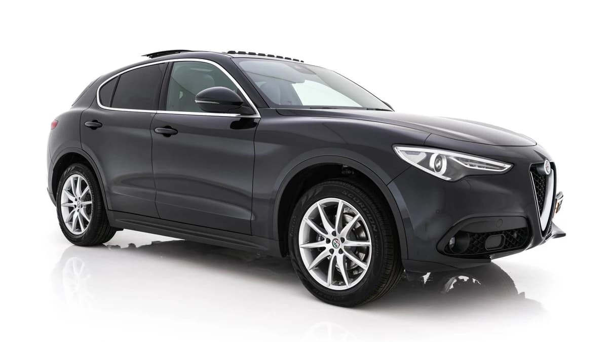 Alfa Romeo Romeo stelvio — foto 1