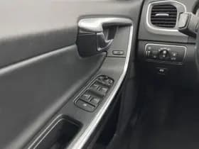 Volvo V60 thumbnail 19