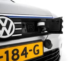 Volkswagen Passat thumbnail 28