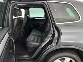 Volkswagen Touareg thumbnail 11