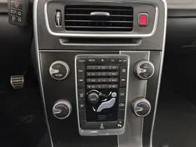 Volvo V60 thumbnail 14