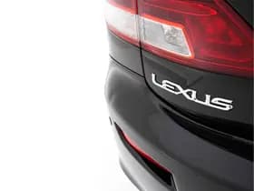 Lexus Is thumbnail 37