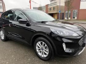 Ford Kuga 1.5 EcoBoost Titanium thumbnail 2