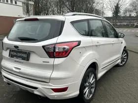 Ford Kuga 1.5 EcoBoost Vignale thumbnail 5