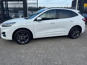 Ford Kuga 2.5 PHEV ST-Line X | Winter Pack | Driver Assistance Pack thumbnail 3