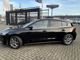 Ford Focus 1.0 EcoBoost Hybrid Titanium | SYNC 4 | Privacy Glass | NIEUW MET € 6.195,- KORTING! thumbnail 3