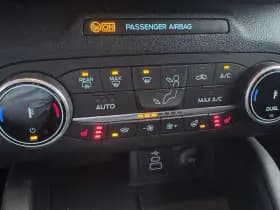 Ford Kuga 2.5 PHEV ST-Line X | Winter Pack | Driver Assistance Pack thumbnail 3