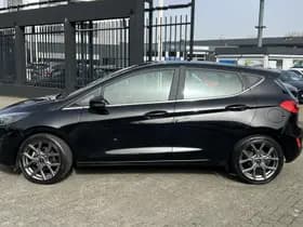 Ford Fiesta 1.0 EcoBoost Hybrid Titanium ST Line thumbnail 2