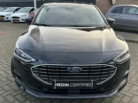 Ford Focus 1.0 EcoBoost Hybrid Titanium | SYNC 4 | CarPlay | Privacy Glass thumbnail 4