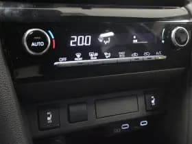 Toyota Yaris Cross 1.5 Hybrid 115 First Edition thumbnail 18