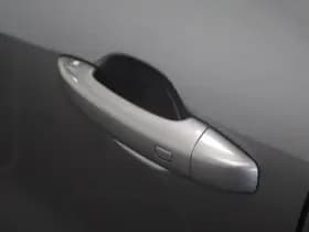 Renault Captur 1.6 ET PH 160 Intens thumbnail 5