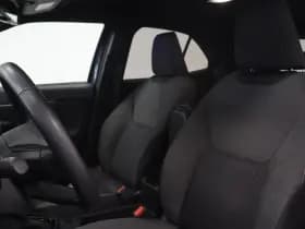 Toyota Yaris Cross 1.5 Hybr 130 Dynamic | Comfort Pack | Winter Pack thumbnail 5