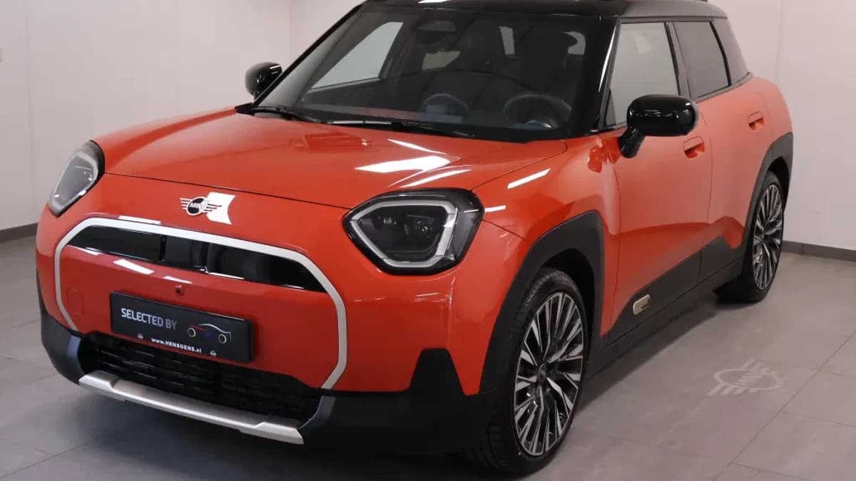 MINI Mini Aceman E Favoured L 42.5 kWh — foto 1