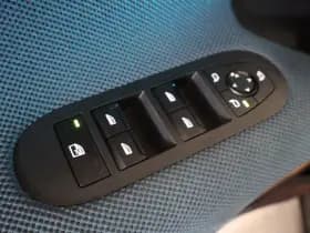 MINI Mini Aceman E Favoured L 42.5 kWh thumbnail 21