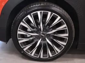 MINI Mini Aceman E Favoured L 42.5 kWh thumbnail 5