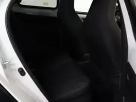 Toyota Aygo X Hybrid 115 GR Sport | MY26 | €1.250 Voordeel thumbnail 13