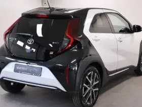Toyota Aygo X Hybrid 115 GR Sport | MY26 | €1.250 Voordeel thumbnail 3