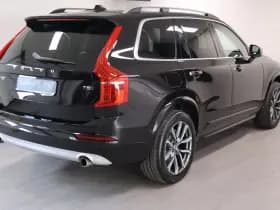 Volvo XC90 2.0 T5 AWD Momentum | Leder | Trekhaak thumbnail 3