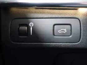 Volvo XC90 2.0 T5 AWD Momentum | Leder | Trekhaak thumbnail 26