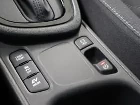 Toyota Yaris 1.5 Hybride 115 Dynamic | Comfort Pack | All Weather thumbnail 28