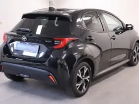 Toyota Yaris 1.5 Hybride 115 Dynamic | Comfort Pack | All Weather thumbnail 4
