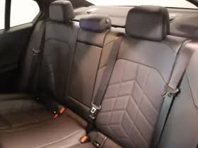 BMW 5 Serie 530e | M-Sport | Pano | 360 camera thumbnail 11