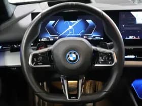 BMW 5 Serie 530e | M-Sport | Pano | 360 camera thumbnail 18