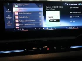 BMW 5 Serie 530e | M-Sport | Pano | 360 camera thumbnail 28